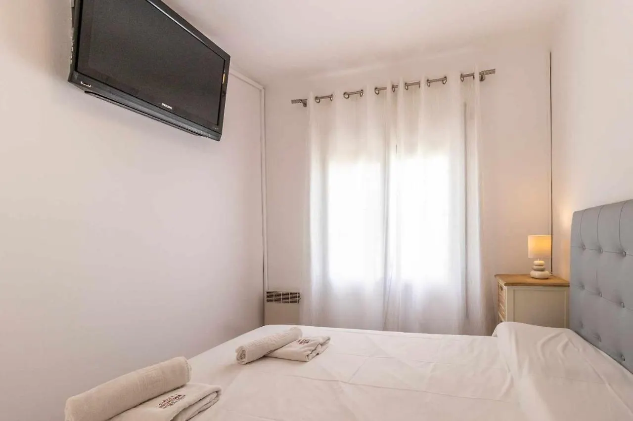 Les Algues Encantador Apartamento En El Centro Girona 0*,